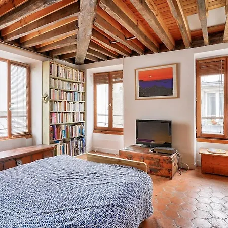 Charming Split-level Flat Near Gare De L'est & Canal Saint-martin