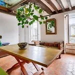 Charming Split-Level Flat Near Gare De L\'Est & Canal Saint-Martin
